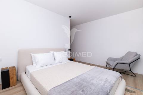 Apartamento t3 de luxo - centro de viana do castelo (arrendamento)