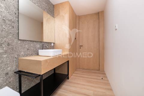 Apartamento t3 de luxo - centro de viana do castelo (arrendamento)