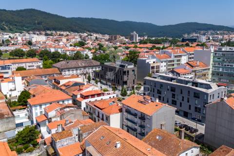 Apartamento t3 de luxo - centro de viana do castelo (arrendamento)