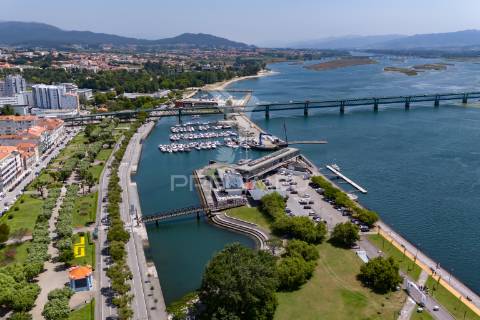 Apartamento t3 de luxo - centro de viana do castelo (arrendamento)