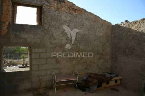 Ruina para construção de casa até 300 m2