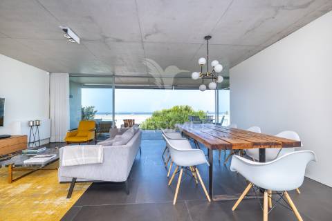 Moradia t3 de luxo - moledo (arrendamento)