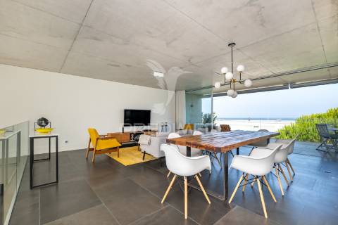 Moradia t3 de luxo - moledo (arrendamento)