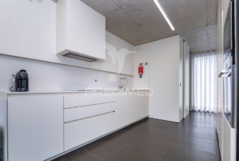 Moradia t3 de luxo - moledo (arrendamento)