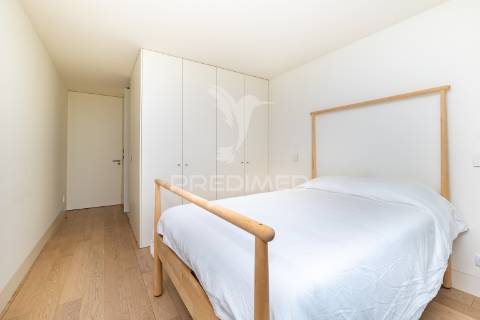 Moradia t3 de luxo - moledo (arrendamento)