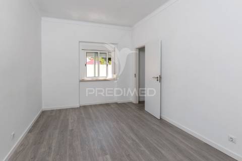 Apartamento t2 - cozinha em  remodela na trafaria - almada - 254.900  €