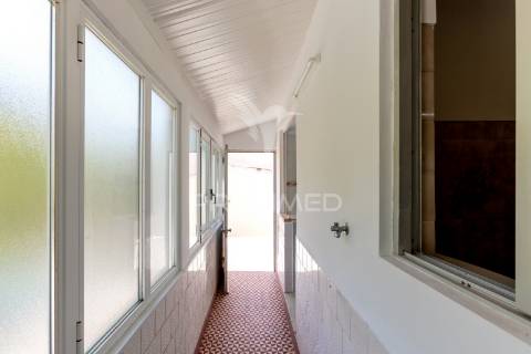 Apartamento t2 - cozinha em  remodela na trafaria - almada - 254.900  €