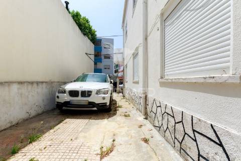 Apartamento t2 - cozinha em  remodela na trafaria - almada - 254.900  €