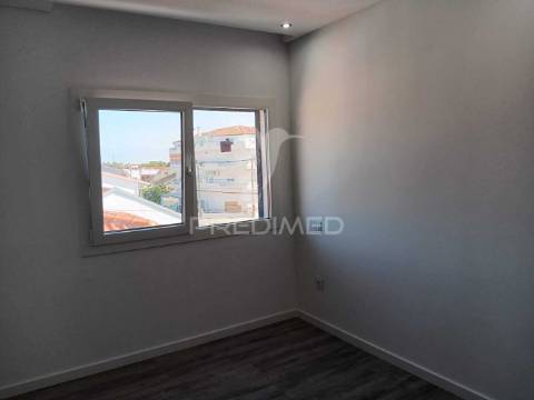 Moradia t3 com piscina