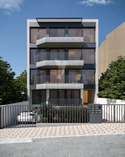 Conforto e estilo em vilar do paraíso – t2 com acabamentos de qualidade