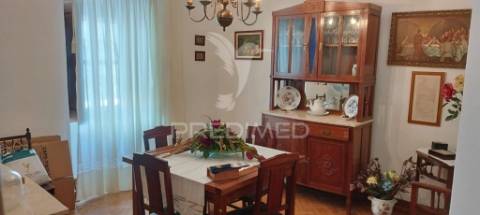 Moradia em vale do pêso