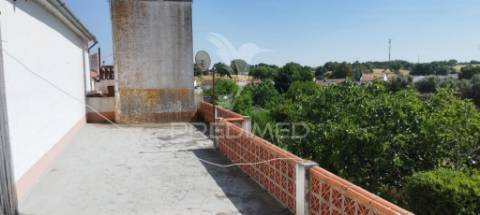 Moradia em vale do pêso