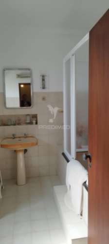 Moradia em vale do pêso