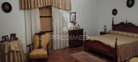 Moradia em vale do pêso