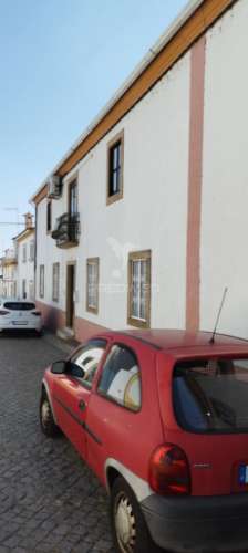 Moradia em vale do pêso