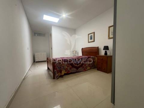 Moradia t2 para arrendar em brejos de azeitão