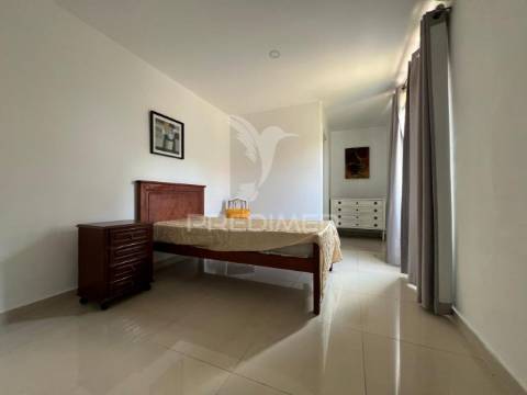 Moradia t2 para arrendar em brejos de azeitão