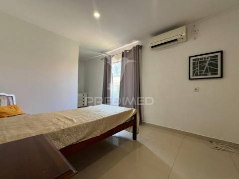 Moradia t2 para arrendar em brejos de azeitão