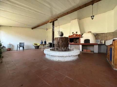 Moradia t2 para arrendar em brejos de azeitão