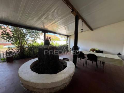 Moradia t2 para arrendar em brejos de azeitão