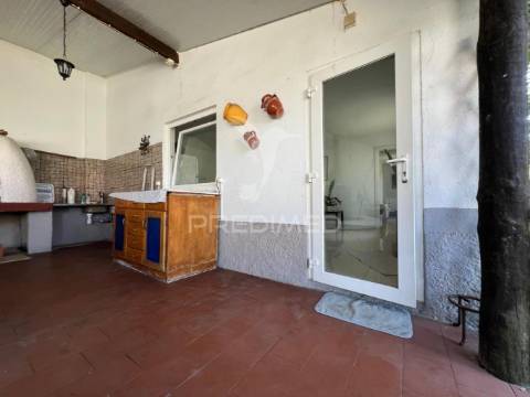 Moradia t2 para arrendar em brejos de azeitão