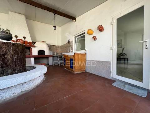 Moradia t2 para arrendar em brejos de azeitão