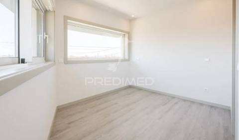 Moradia t3 c/ garagem e jardim