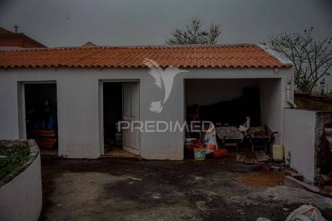 Moradia t2, santo antão, em fase de reconstrução