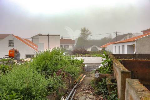 Moradia t2, santo antão, em fase de reconstrução