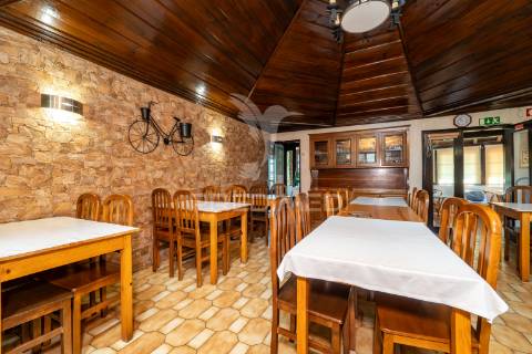 Moradia t7 com 3 negócios – póvoa de lanhoso