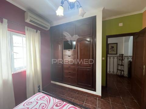 Moradia t4 com garagem, logradouro e eficiência energética – alfundão, ferreira do alentejo.