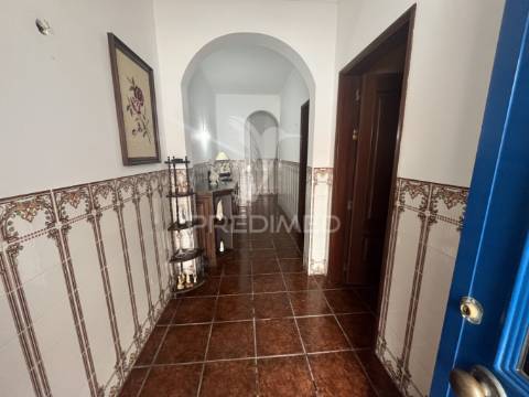 Moradia t4 com garagem, logradouro e eficiência energética – alfundão, ferreira do alentejo.