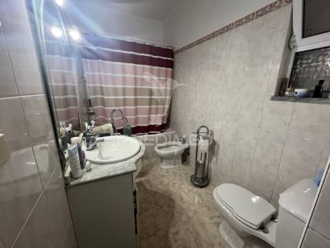 Moradia t4 com garagem, logradouro e eficiência energética – alfundão, ferreira do alentejo.