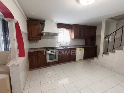 Conforto e funcionalidade no coração de campo maior