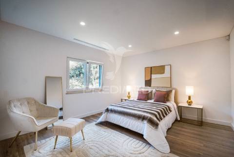 Moradia de luxo na herdade da aroeira