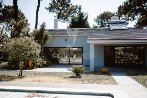 Moradia de luxo na herdade da aroeira