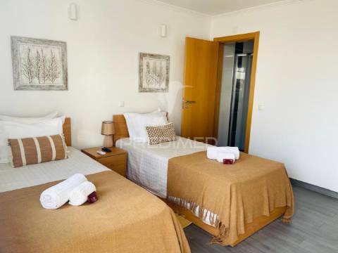 Apartamentos (al) com restaurante