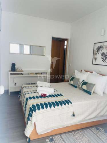 Apartamentos (al) com restaurante