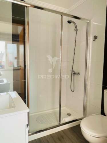 Apartamentos (al) com restaurante