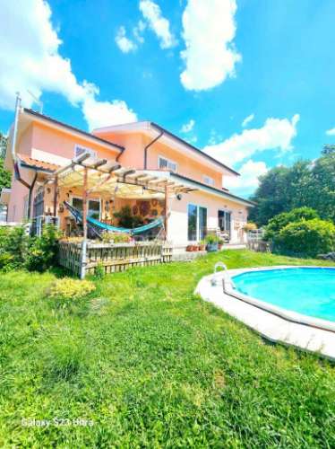 Magnífica casa t6 em adoufe – a 5 minutos de vila real