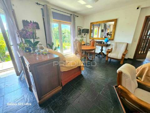 Magnífica casa t6 em adoufe – a 5 minutos de vila real