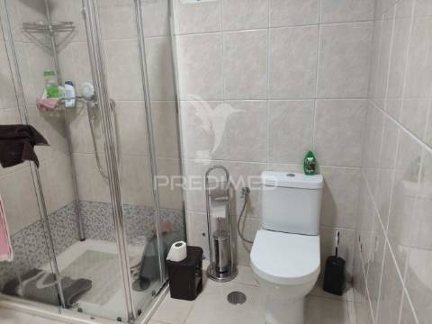 Moradia t4 - garagem - terreno com 2037 m2