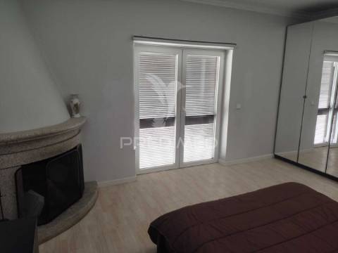 Moradia t4 - garagem - terreno com 2037 m2