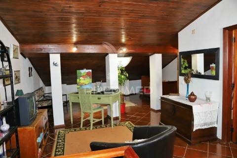 Casa de campo t3 à venda na marmeleira