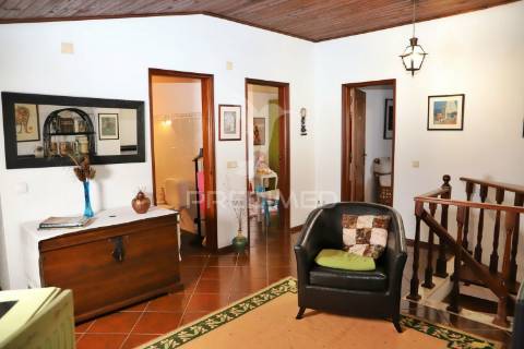 Casa de campo t3 à venda na marmeleira