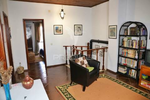 Casa de campo t3 à venda na marmeleira