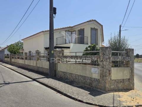 Moradia t3 - aldeia do futuro - grândola