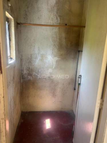 Moradia t2 para restauro