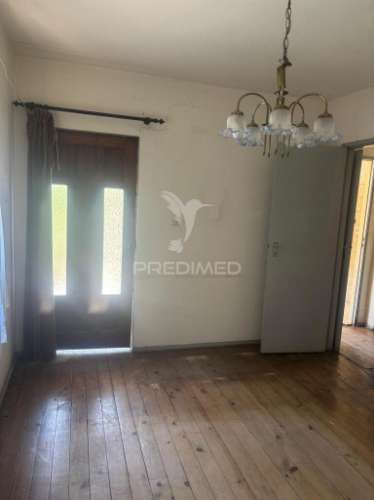 Moradia t2 para restauro