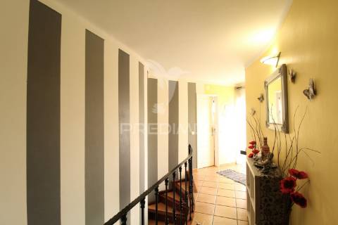 Apartamento t3 duplex, terraço, santiago do cacém